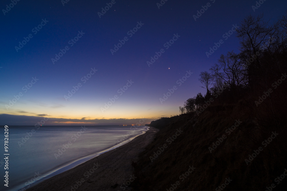 Morgendämmerung an der Steilküste bei Stubbenfelde, Insel Usedom Morgendämmerung an der Steilküste bei Stubbenfelde, Insel Usedom