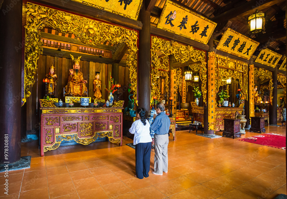 Fototapeta premium Buddhist temple in Vietnam