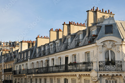 Parigi, le case tipiche di Montmartre © lamio