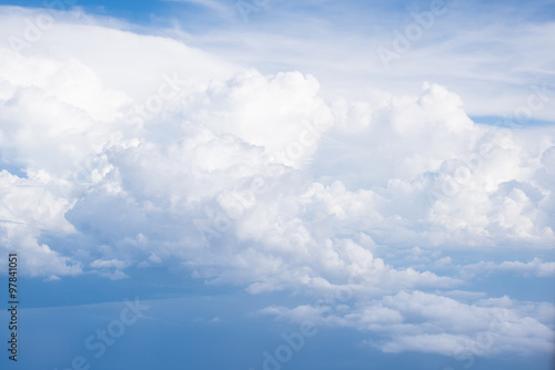 Fototapeta Naklejka Na Ścianę i Meble -  fluffy cloud on blue sky background