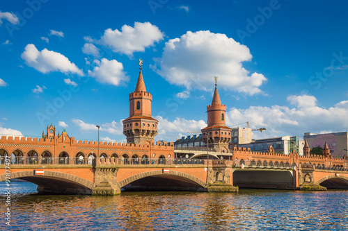 Berlin Oberbaum Bridge, Friedrichshain-Kreuzberg, Germany