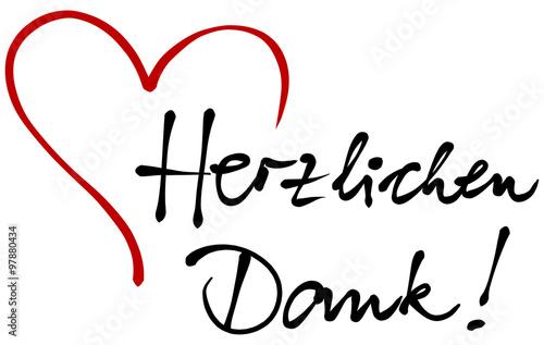 Schwarze Handschrift „Herzlichen Dank!“ mit roter Herz-Zeichnung / Vektor, freigestellt