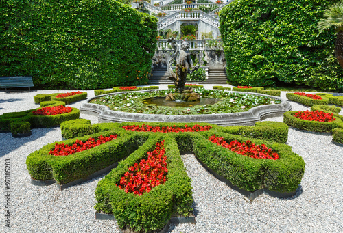 Magnificent park with fountains (Villa Carlotta, Italy, Lake Com photo