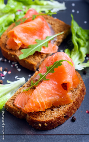 Salmon with brown bread