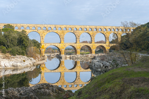pont du gard, aqueduc, romain, empire romain, eau, nîmes