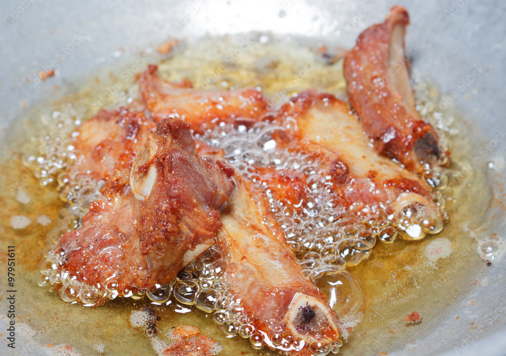 pork ribs casting in a pan pork ribs casting in a pan