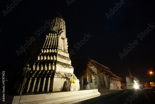 Night scene of Pagoda in Wat Kasattrathirat Worawihan Ayutthaya Histopical Park.