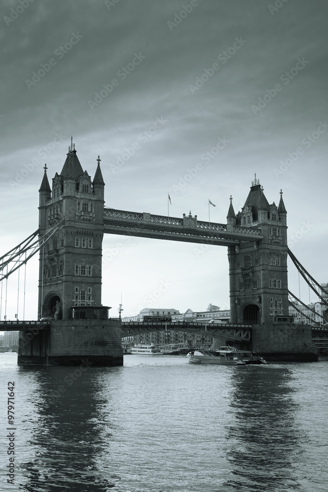 Obraz premium Tower Bridge London