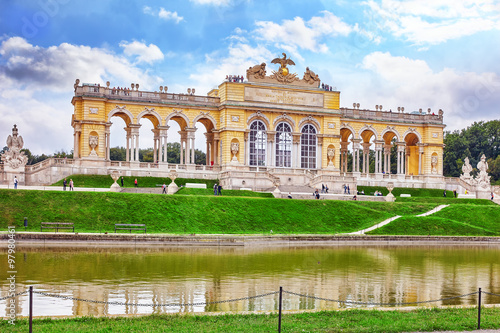 Canvas Print VIENNA, AUSTRIA-SEPTEMBER 10, 2015: Upper Belvedere. Main palace