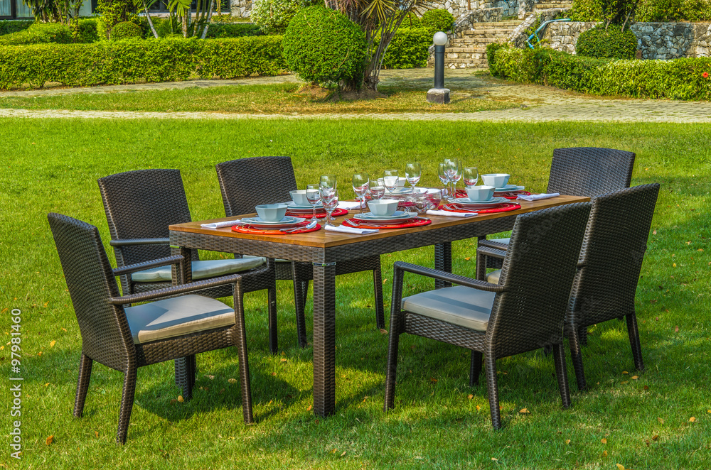 outdoor rattan furniture, table and chairs
