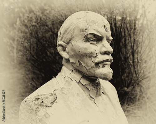 Bild auf Leinwand Lenin plaster cast closeup