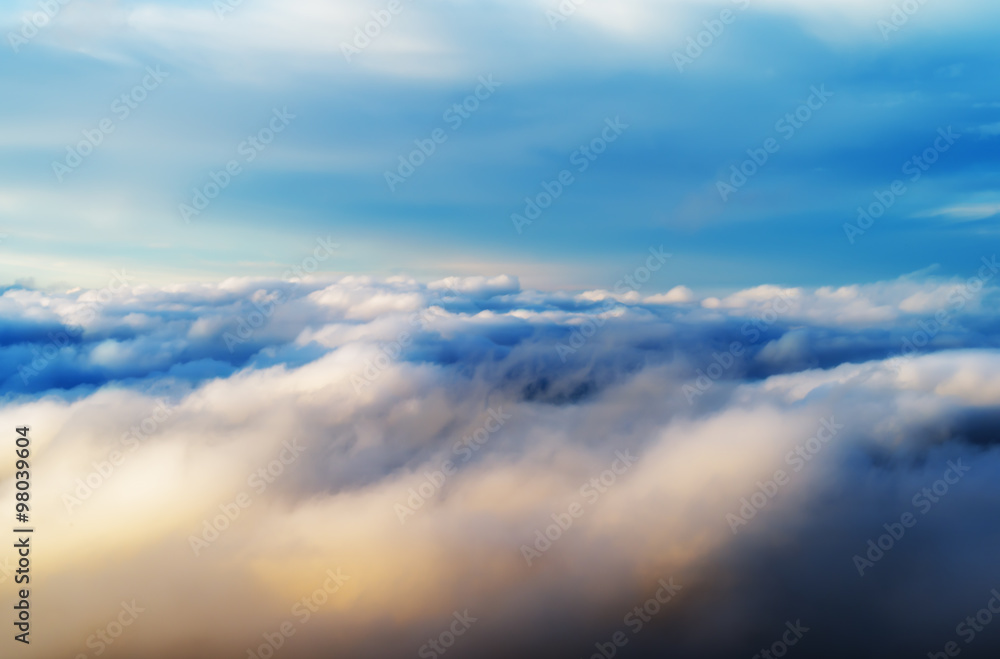 Horizontal vibrant blank empty dramatic cloudscape success backg