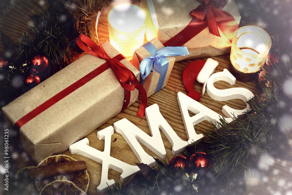 Fototapeta premium gift christmas wood background candle