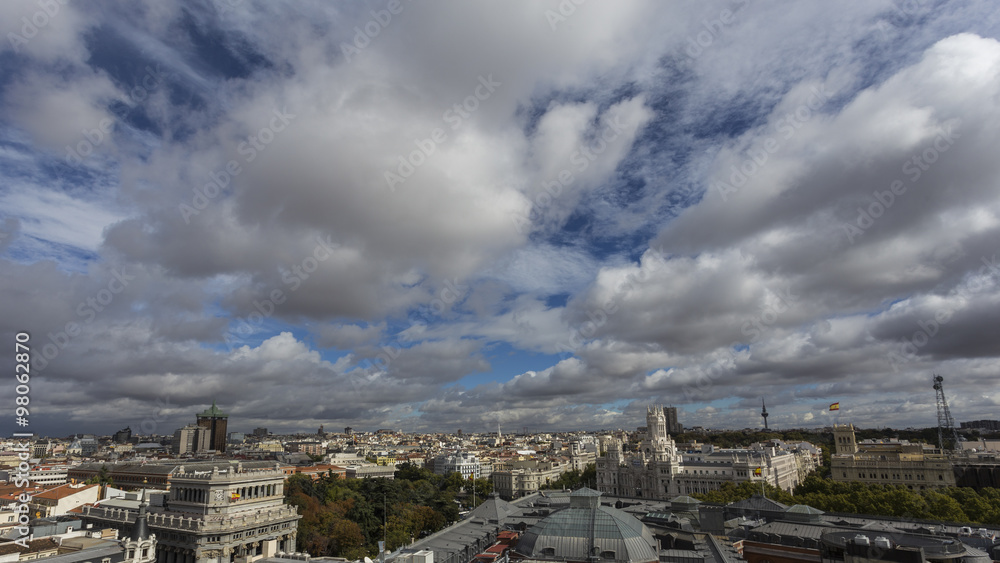 sunny spells on the skyline of Madrid