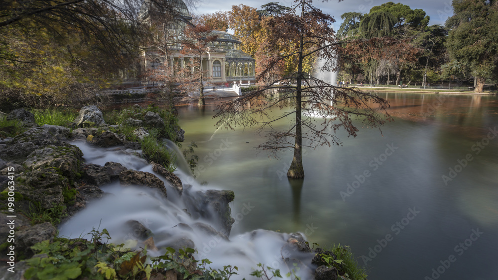 Lake Crystal Palace