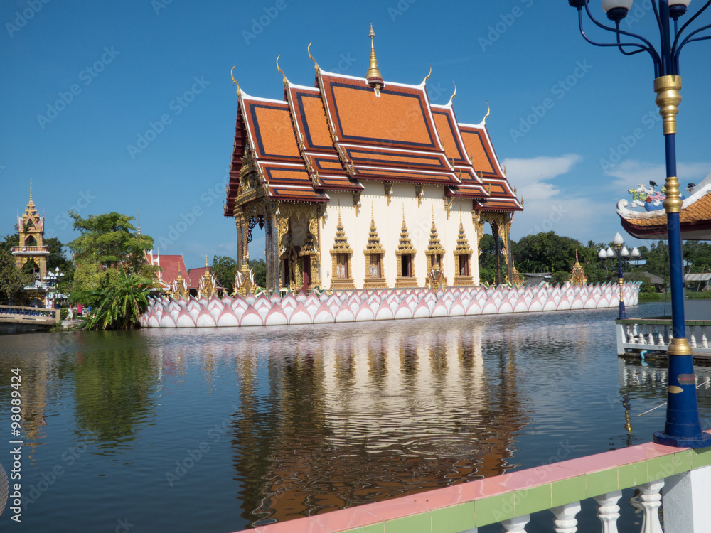 Temple Wat Plai Leam at Ko Samui Temple Wat Plai Leam at Ko Samui