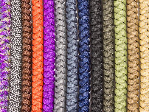 Paracord crafting