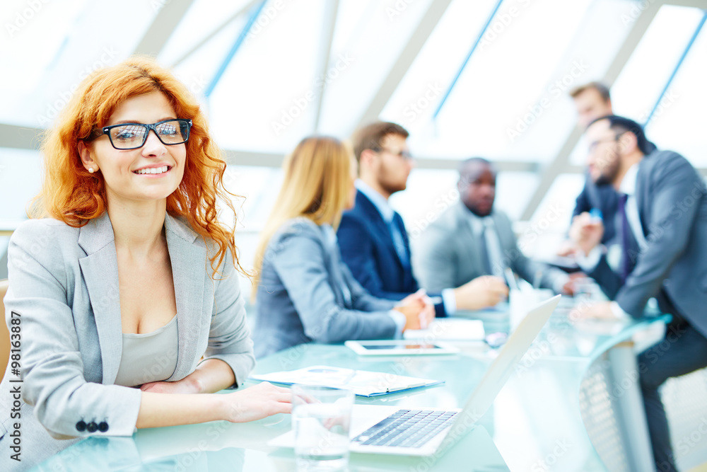 Fototapeta premium Young businesswoman