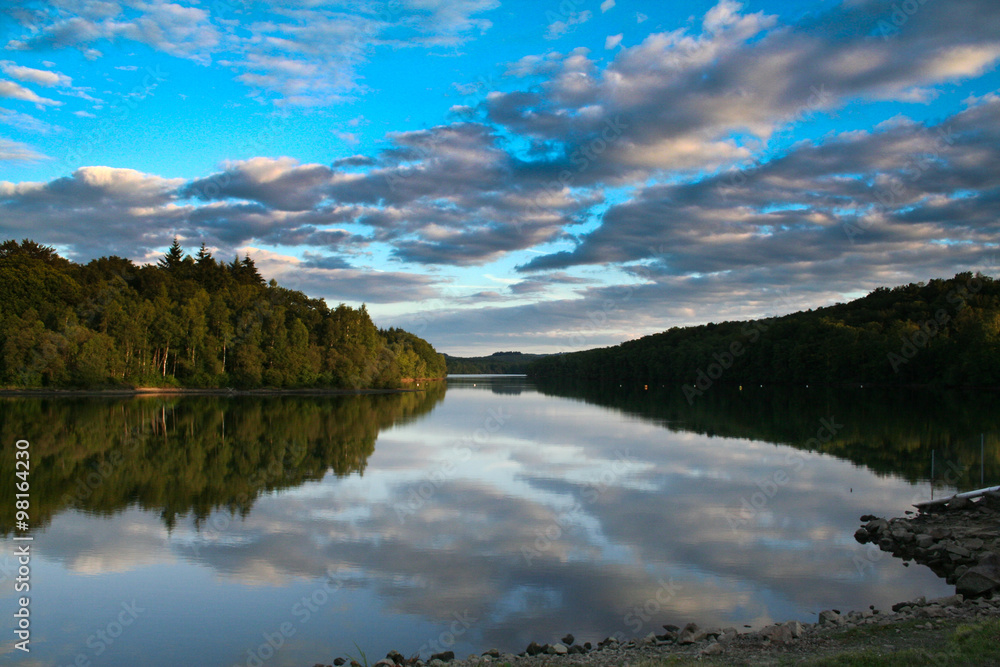 Reflet sur le lac Reflet sur le lac