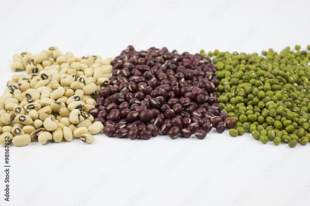 Black eye peas, mung bean and adzuki beans on white background Black eye peas, mung bean and adzuki beans on white background