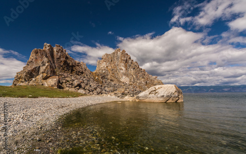 Озеро Байкал. Горы, острова и волны. Россия.The Lake Baikal. Mountains, Islands and waves. Russia.