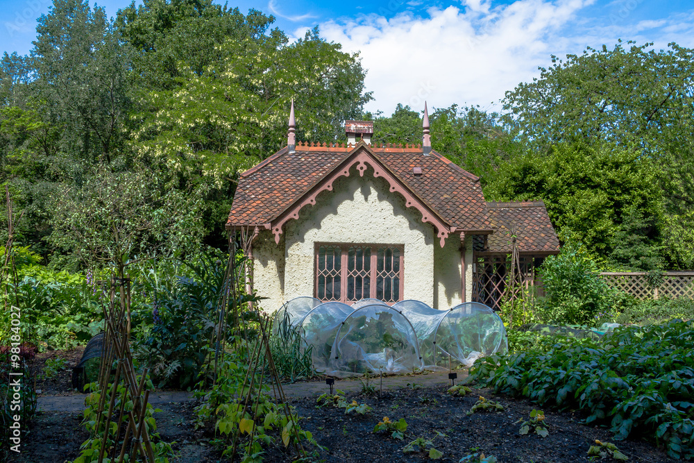 Home and garden  St. James park  manager. London