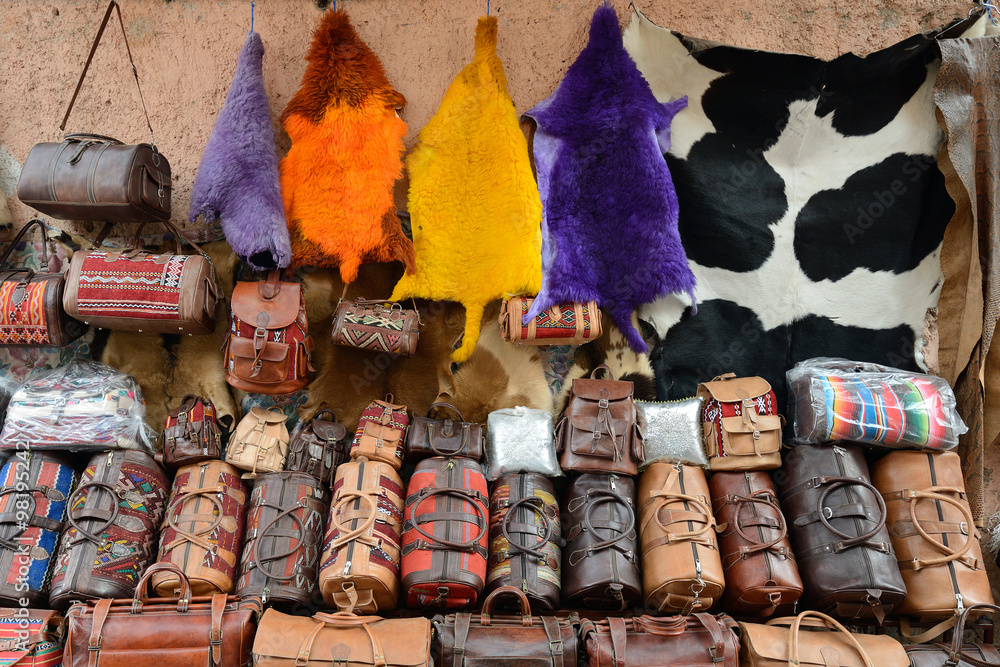 Fototapeta premium Souk (bazaar) in the Moroccan old town - Medina