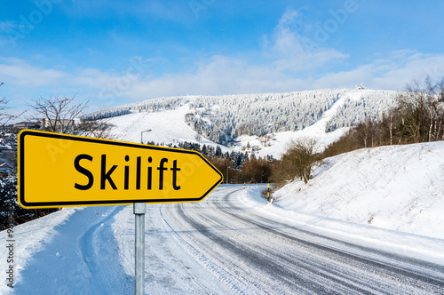 Umleitungsschild Skilift
