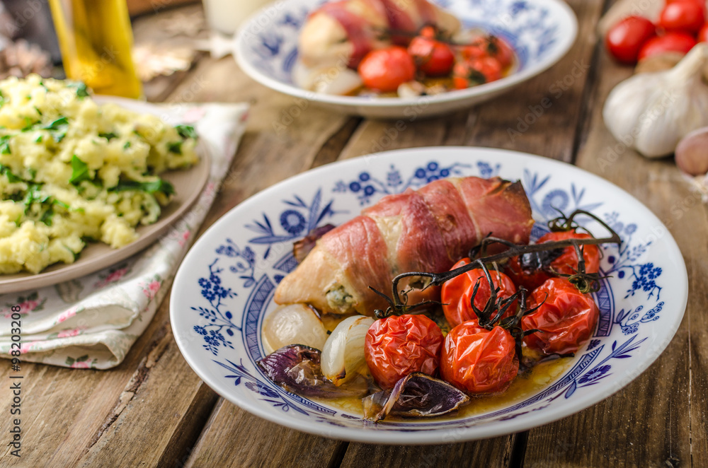 Prosciutto wrapped chicken Prosciutto wrapped chicken