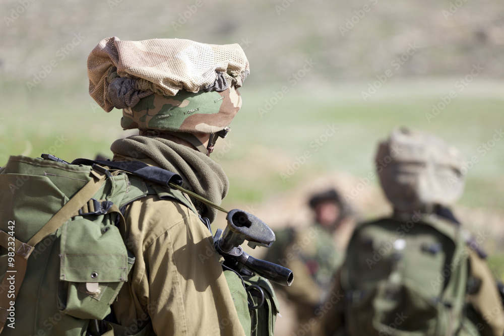 Israeli soldier training