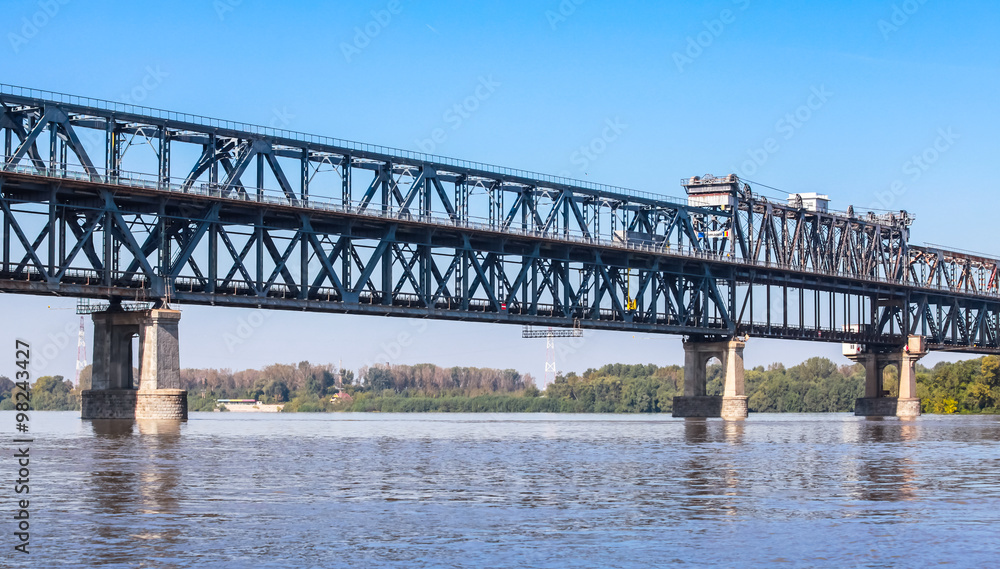 Naklejka premium Steel truss bridge over the Danube River