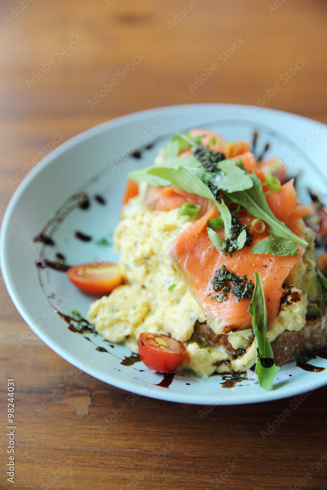 Scrambled eggs with smoked salmon and avocado Scrambled eggs with smoked salmon and avocado