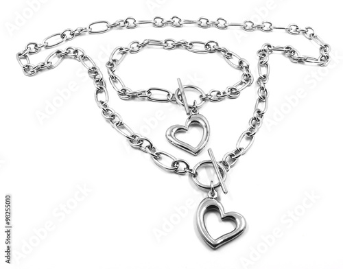 Wallpaper Mural Set of heart. Necklace and bracelet Torontodigital.ca