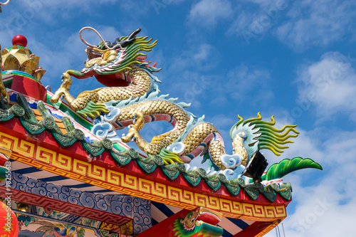 Wallpaper Mural Beautiful dragon statue. Torontodigital.ca