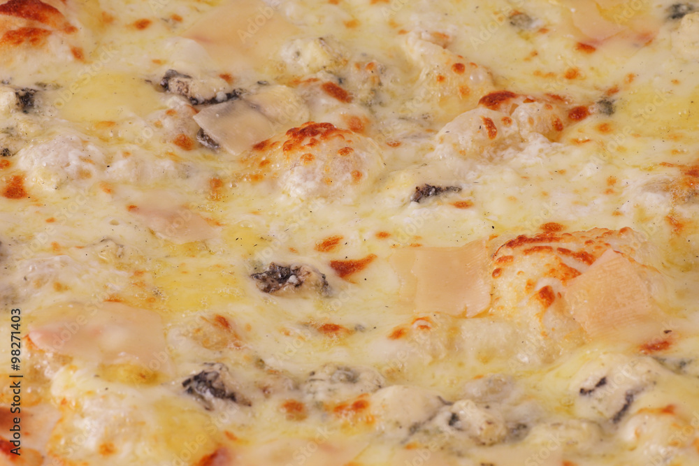 Pizza Quattro Formaggi Detail Pizza Quattro Formaggi Detail