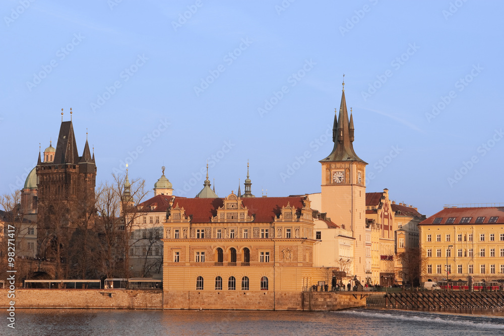 Obraz premium Prague at sunset