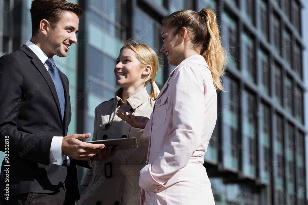 Smiling business people Smiling business people