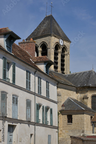  France, the picturesque village of Oinville sur Montcient photo