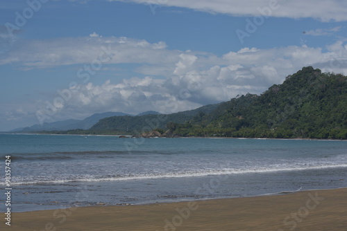 Playa Dominicalito an der Pazifikküste in Costa Rica