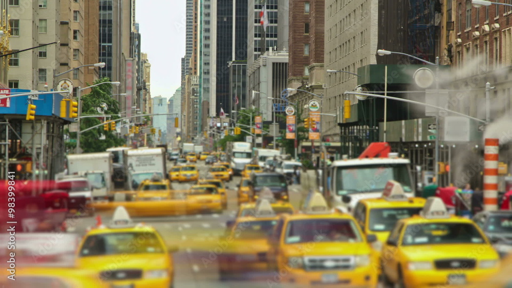 New York City Streets
Time lapse shot of New York City streets.