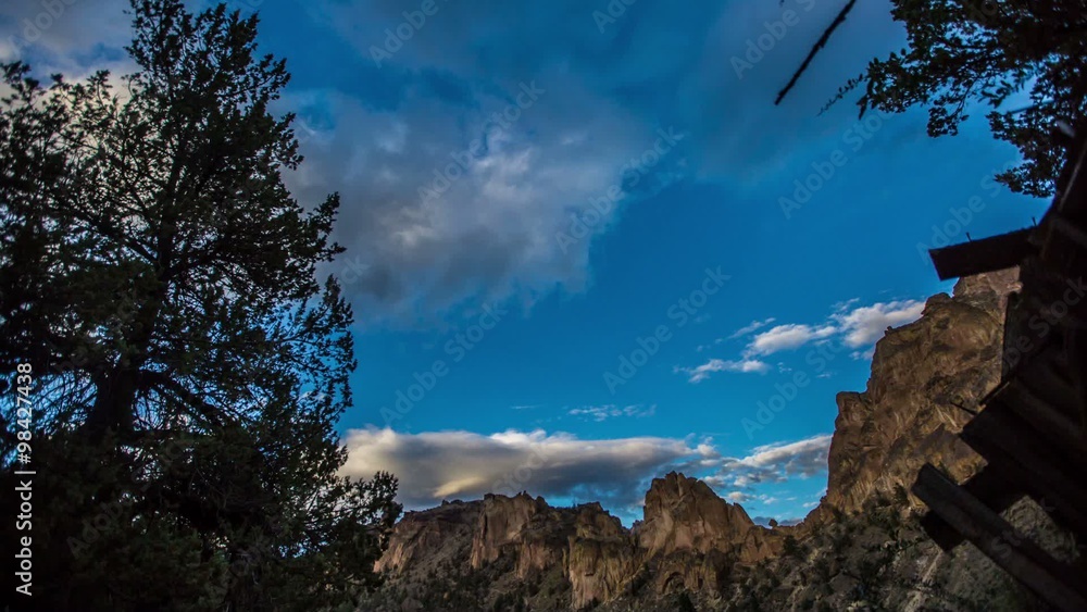 Oregon Smith Rocks
Time lapse shot of Smith Rock State Park in Central Oregon. Oregon Smith Rocks
Time lapse shot of Smith Rock State Park in Central Oregon.