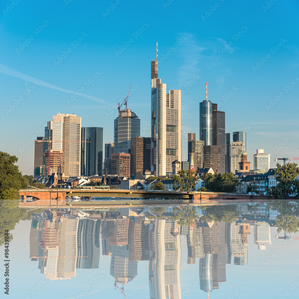 Fototapeta premium Skyline of Frankfurt, Germany,