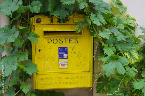 french mailbox
