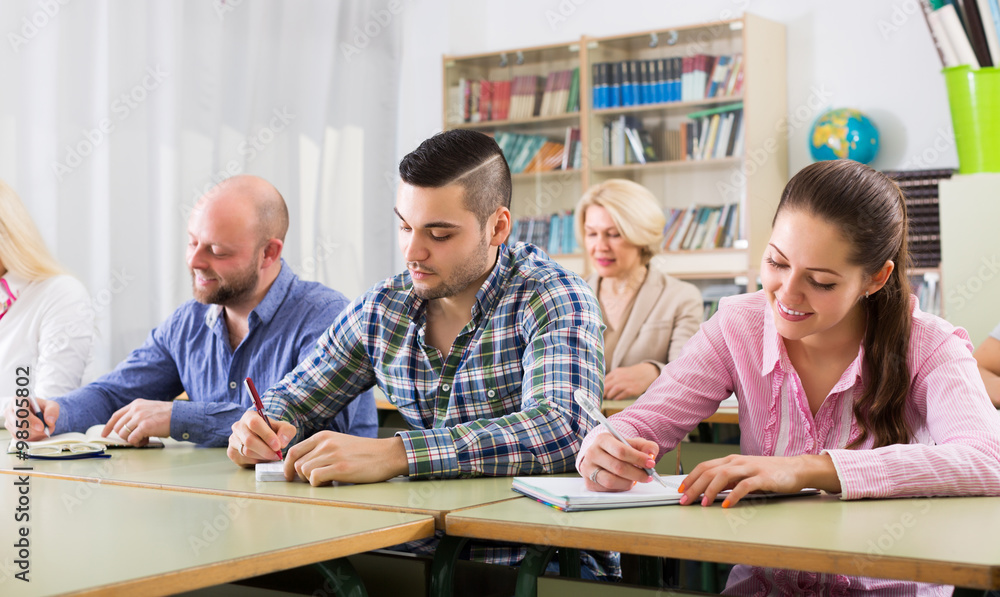 Obraz premium Students at extension courses