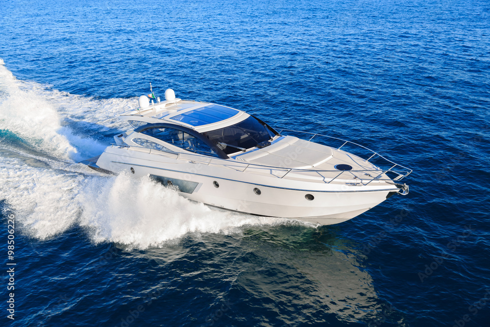 Fototapeta premium luxury motoryacht in navigation