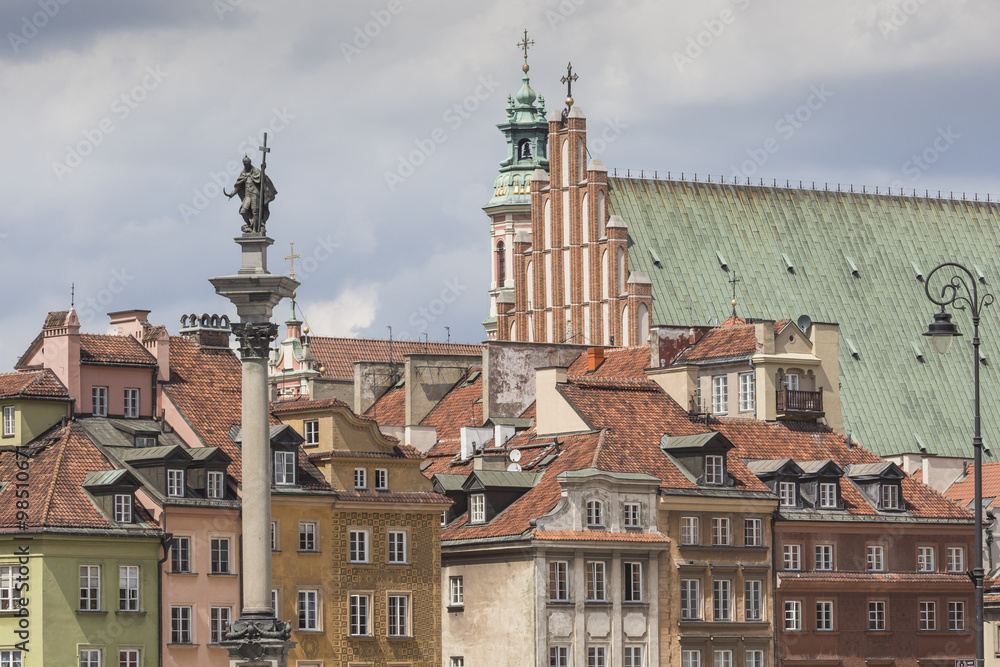 Obraz premium Stare miasto w Warszawie. Zamek Królewski i płk Zygmunta