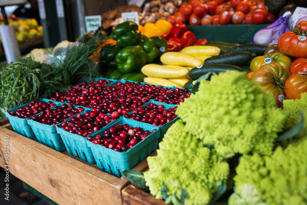 fresh fruit and vegetable market