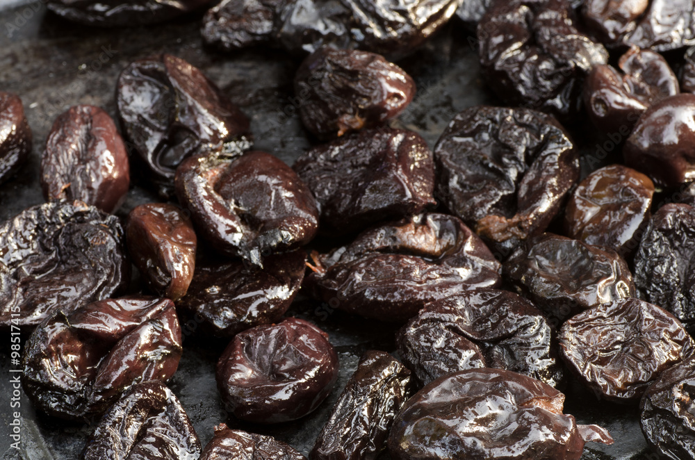 dried plums dried plums