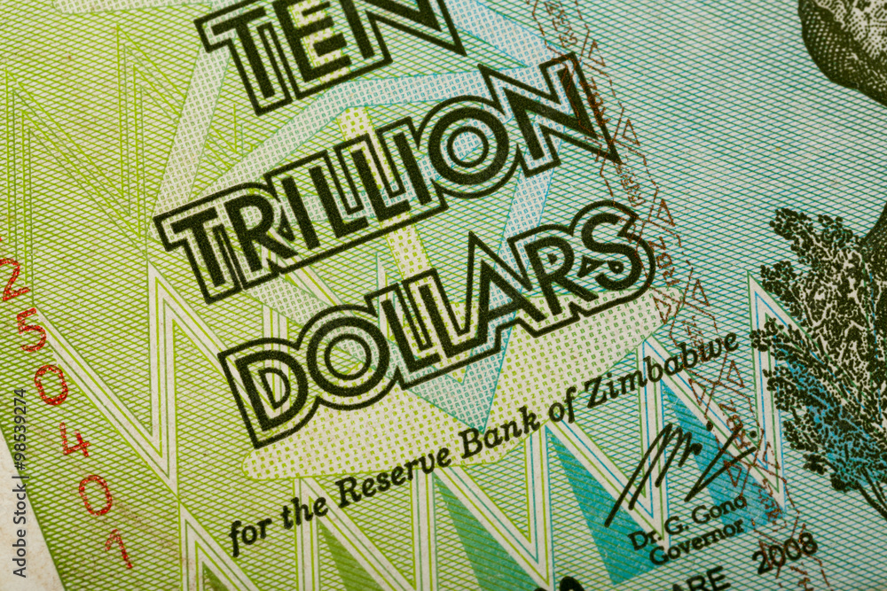 Obraz premium Zimbabwe twenty billion dollars banknote