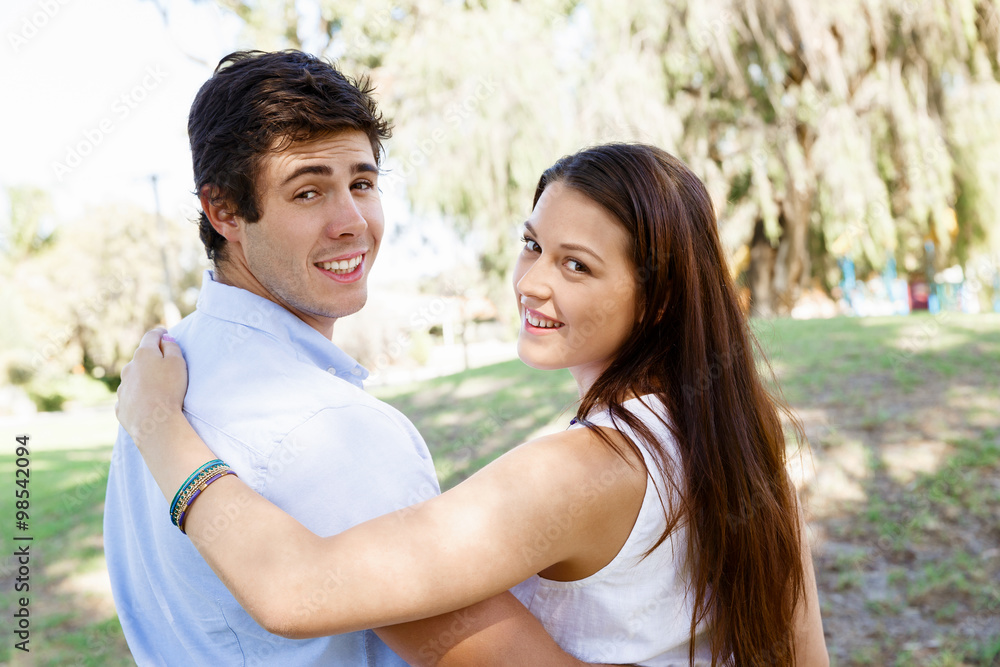 Fototapeta premium Young couple in the park